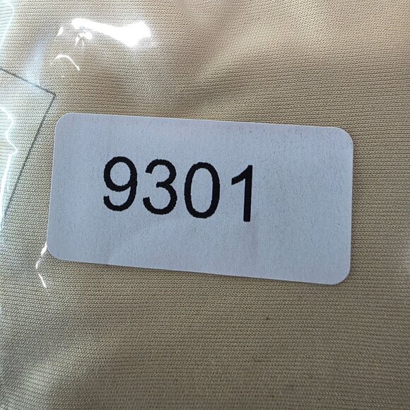 Mens Largemouth Bass Fishing Yellow T Shirt Short Sleeve Crew Neck Polyester XL - Picture 8 of 8